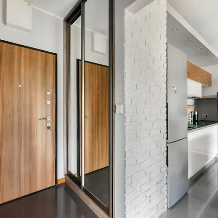Powazki Modern Apartment