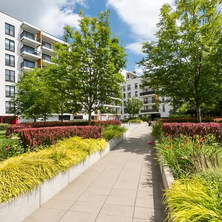 Apartment Powazki Modern Warschau