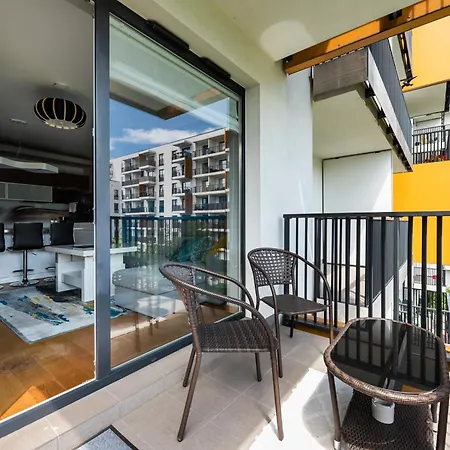 Powazki Modern Apartment Warschau